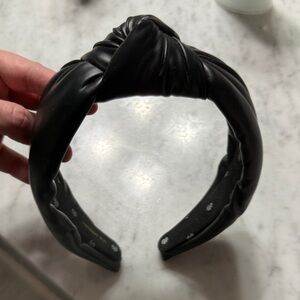 Lele Sadoughi Black Satin Headband